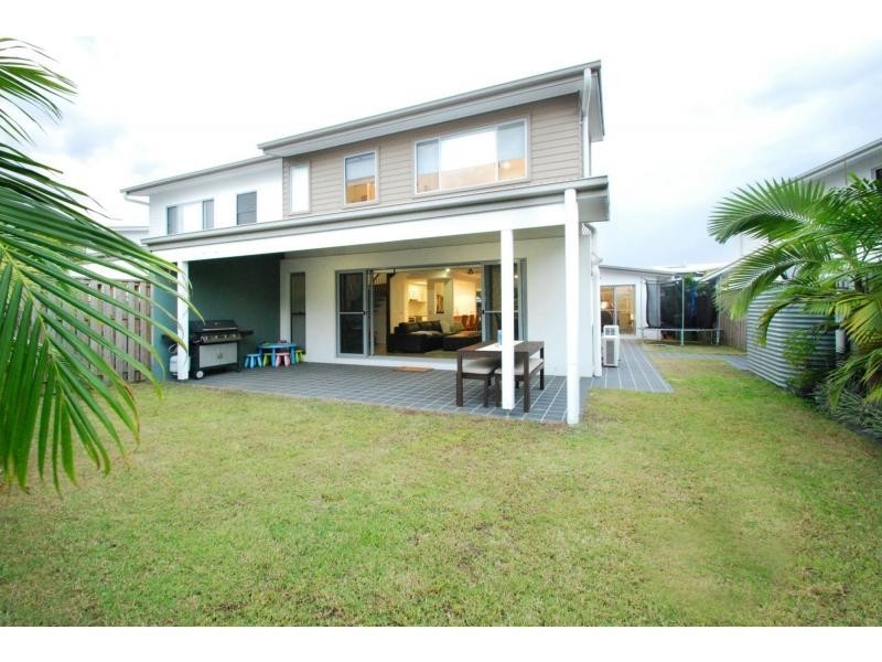 49 Barcelona Way, Burleigh Waters QLD 4220