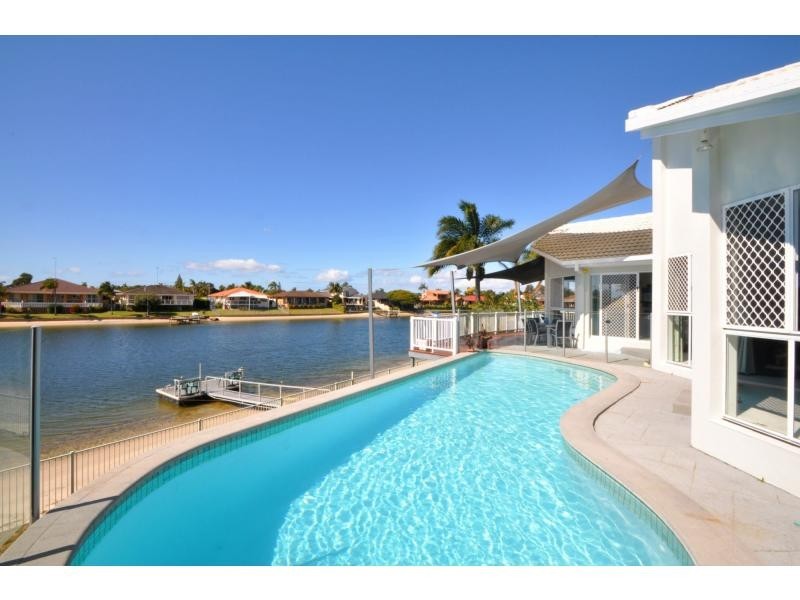 58 Rumrunner Street, Mermaid Waters QLD 4218