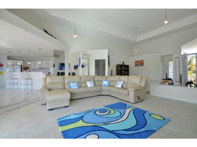 58 Rumrunner Street, Mermaid Waters QLD 4218