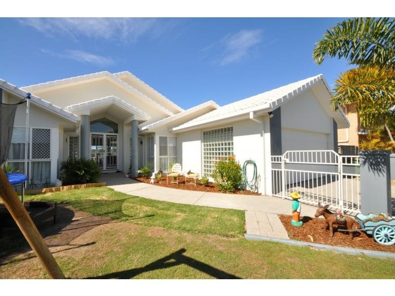 58 Rumrunner Street, Mermaid Waters QLD 4218