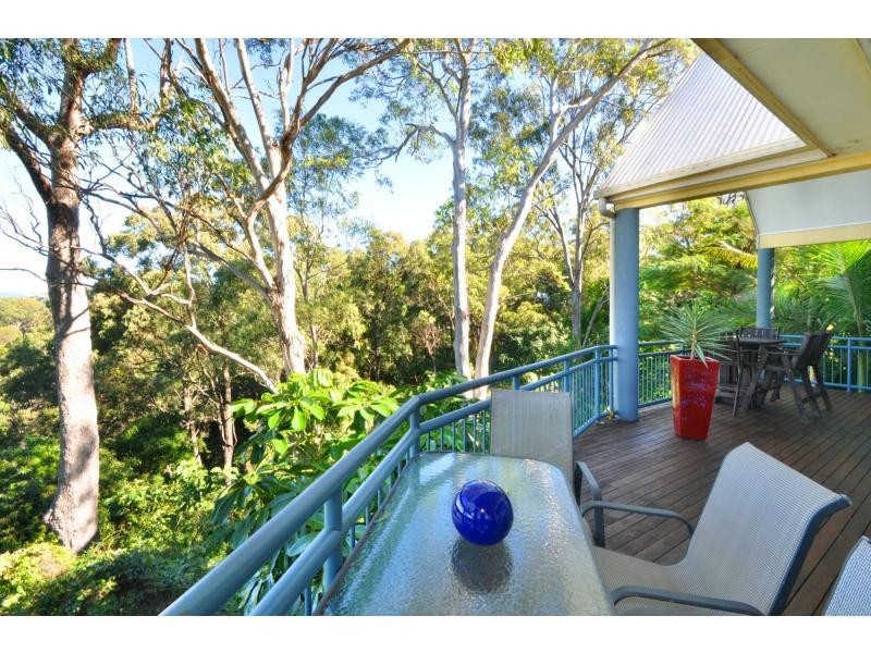 11 Ladds Ridge Road, Burleigh Heads QLD 4220