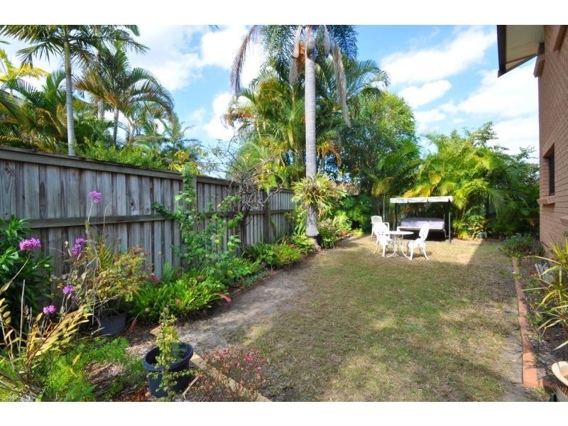 3/6 Peacock Place, Burleigh Waters QLD 4220