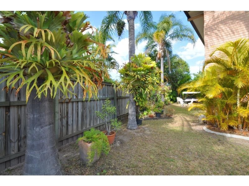 3/6 Peacock Place, Burleigh Waters QLD 4220