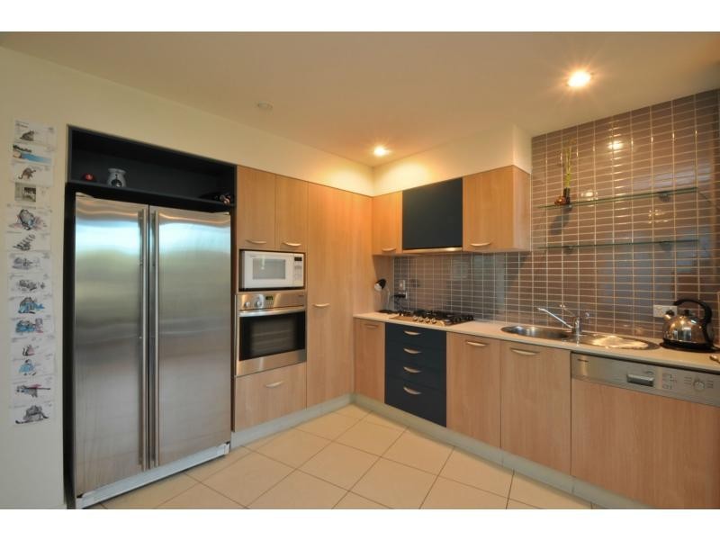 7 Brakes Crescent, Burleigh Heads QLD 4220