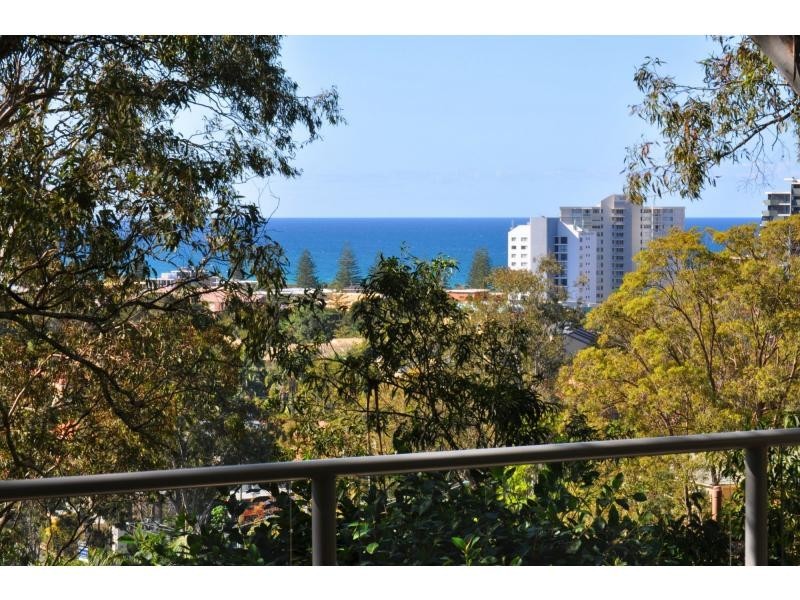 1/22 View Street, Burleigh Heads QLD 4220