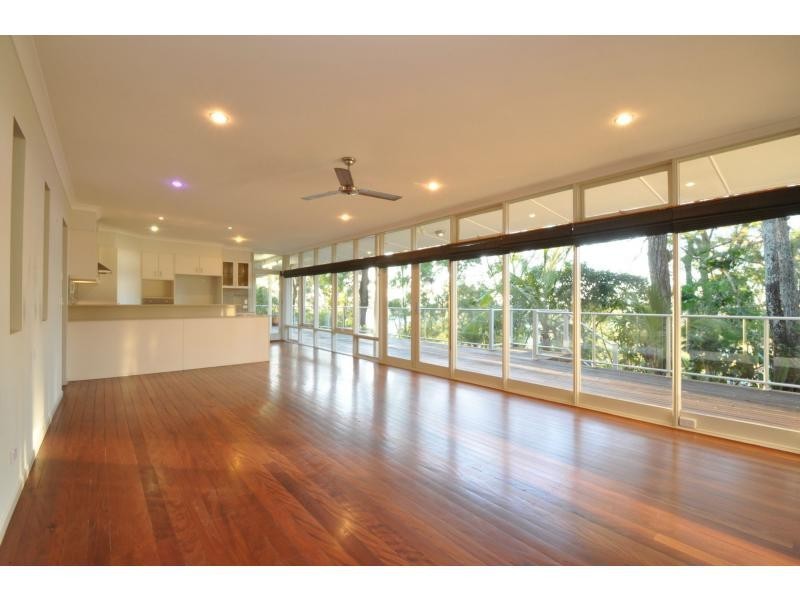 1/22 View Street, Burleigh Heads QLD 4220