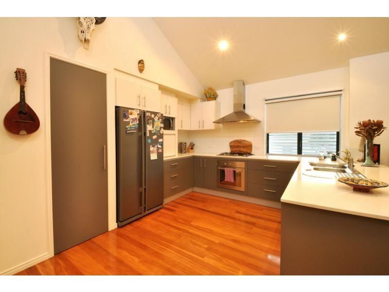 2/22 Nundah Avenue, Miami QLD 4220