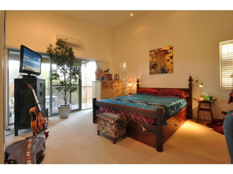 2/22 Nundah Avenue, Miami QLD 4220