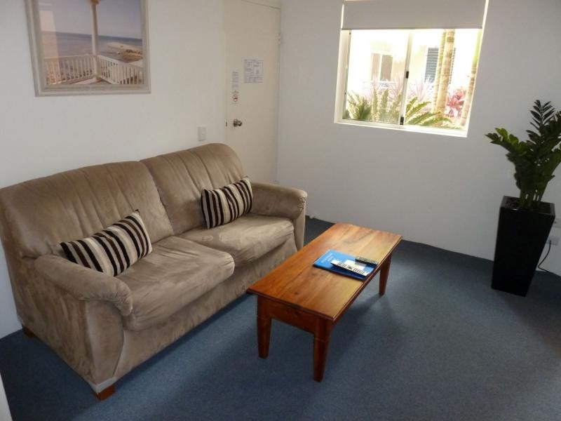 5/21 Peerless Avenue, Mermaid Beach QLD 4218