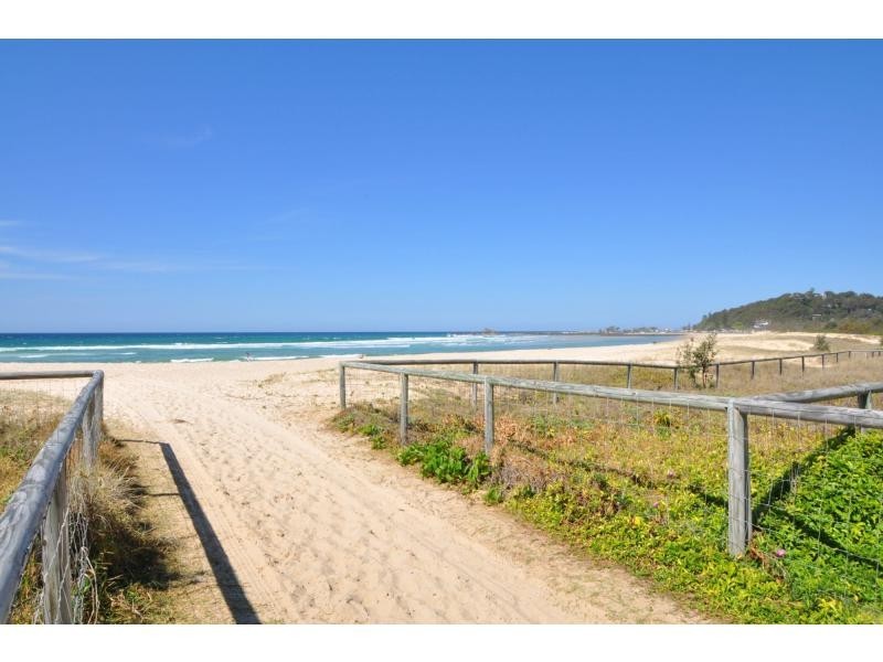 7F/973 Gold Coast Highway, Palm Beach QLD 4221