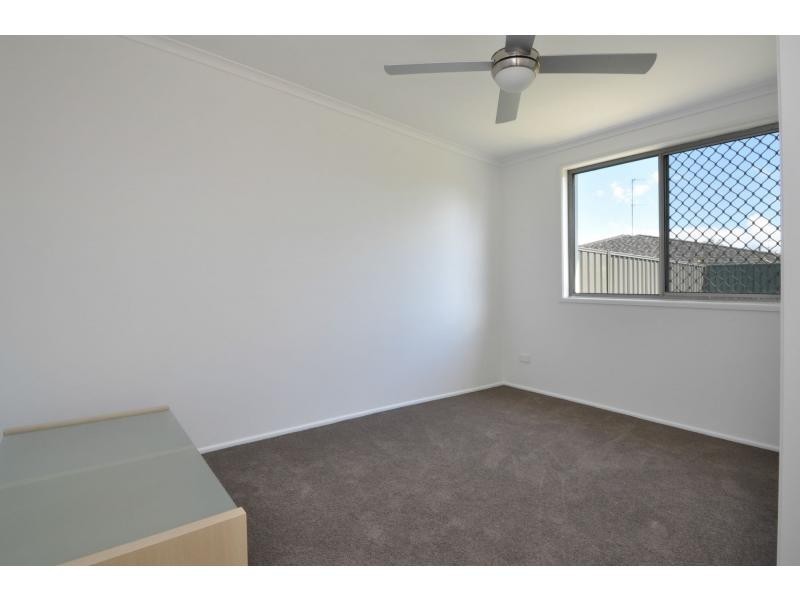 2/42 Albion Avenue, Miami QLD 4220