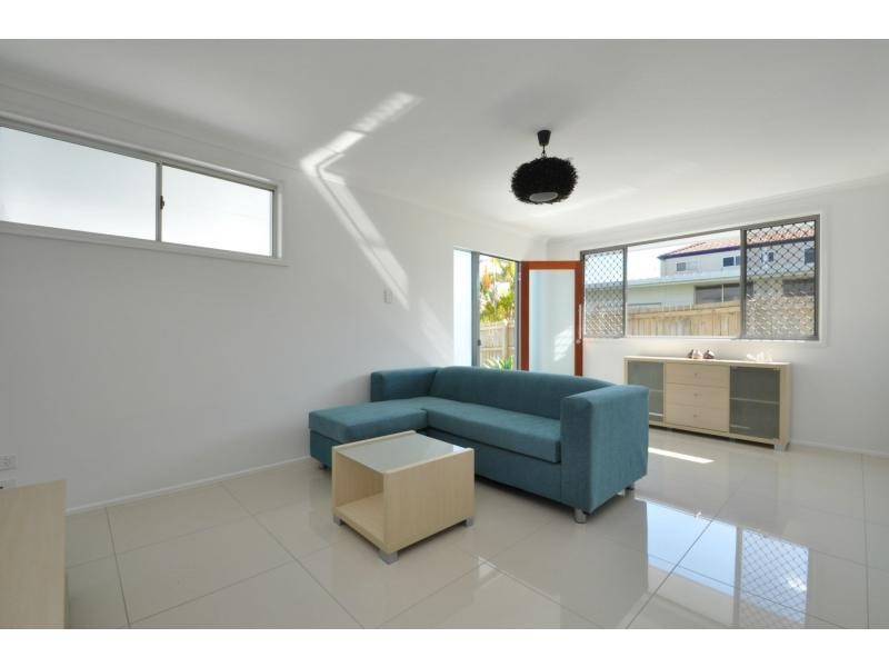 1/42 Albion Avenue, Miami QLD 4220