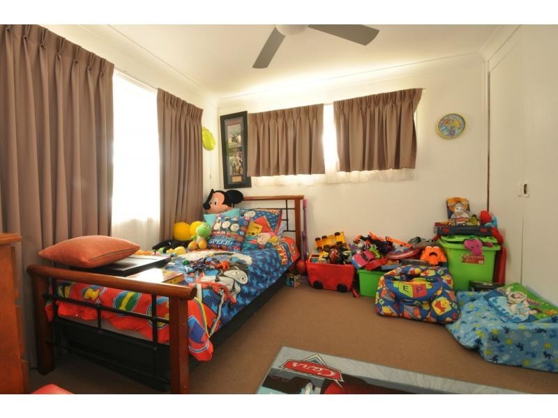 2/8 Doggett Drive, Miami QLD 4220