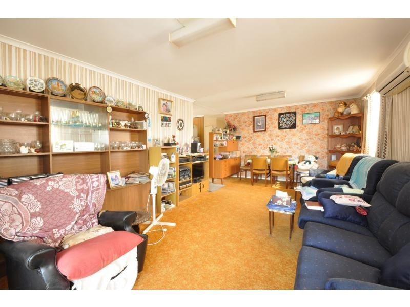 9 Chainey Avenue, Miami QLD 4220