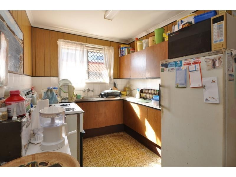 9 Chainey Avenue, Miami QLD 4220