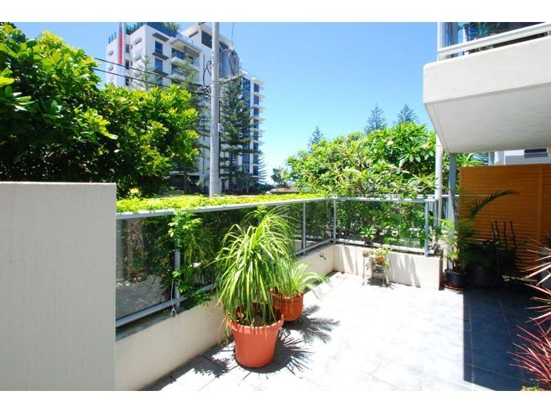 12/6 Fifth Avenue, Burleigh Heads QLD 4220