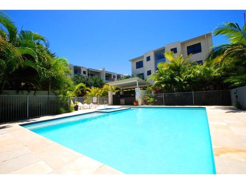 12/6 Fifth Avenue, Burleigh Heads QLD 4220