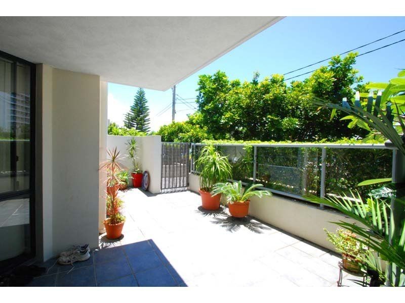 12/6 Fifth Avenue, Burleigh Heads QLD 4220