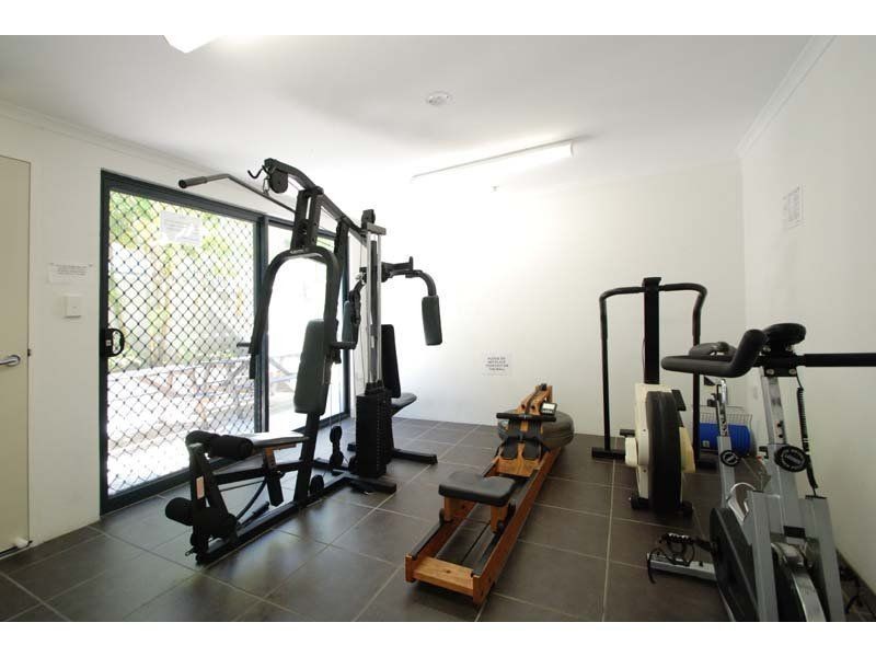 12/6 Fifth Avenue, Burleigh Heads QLD 4220