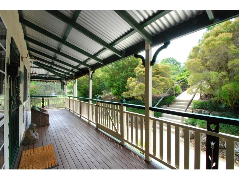 11 Wisteria Court, Tallebudgera Valley QLD 4228
