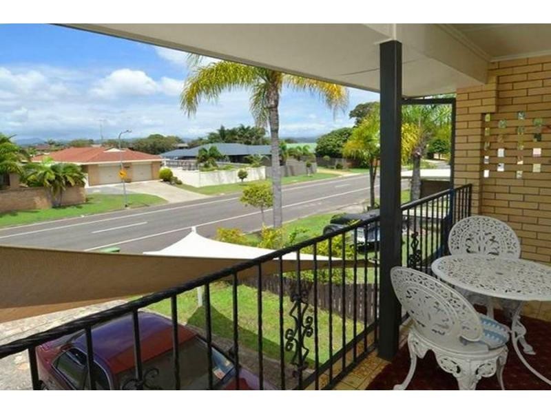 21 Honeyeater Drive, Burleigh Waters QLD 4220