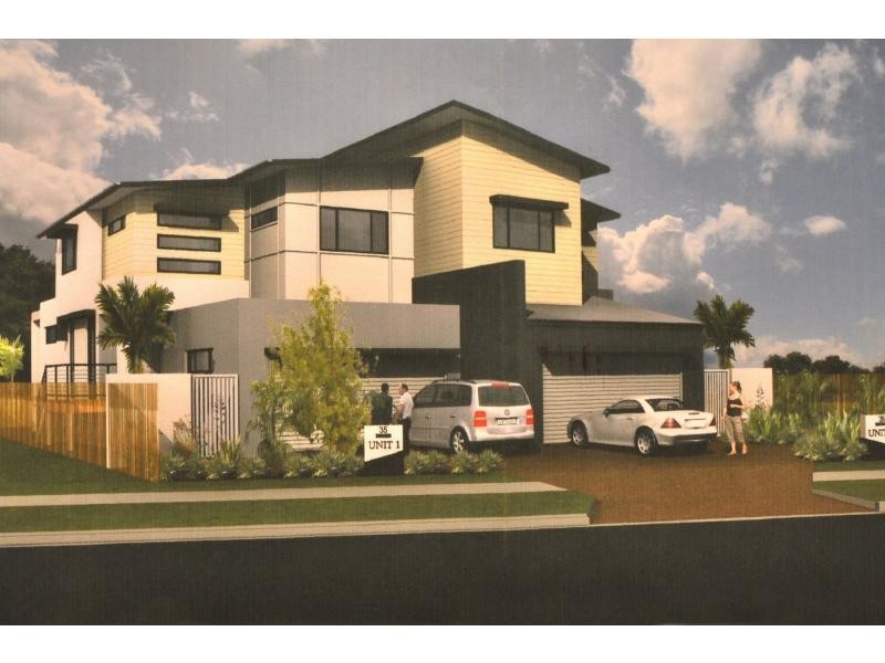35 Nobby Parade, Miami QLD 4220