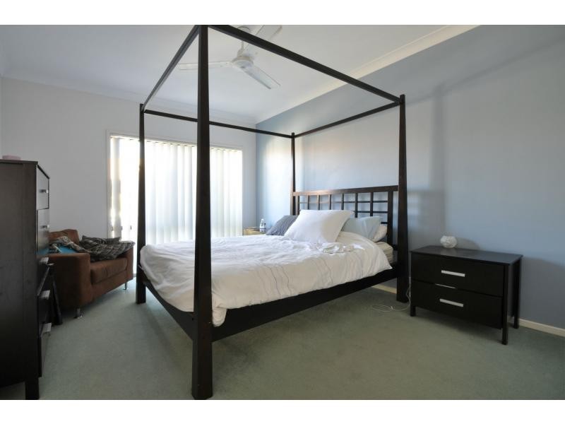 11 Windemere Crescent, Varsity Lakes QLD 4227