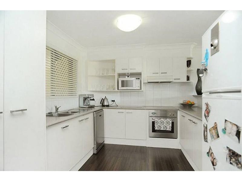 16/14 Brake Street, Burleigh Heads QLD 4220