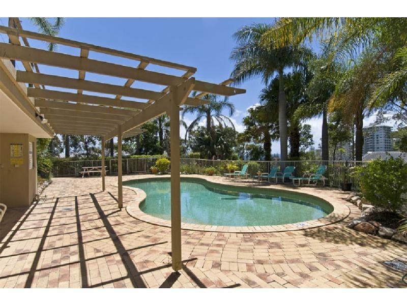 16/14 Brake Street, Burleigh Heads QLD 4220