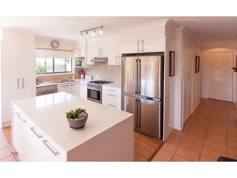 1/26 Wagtail Court, Burleigh Waters QLD 4220