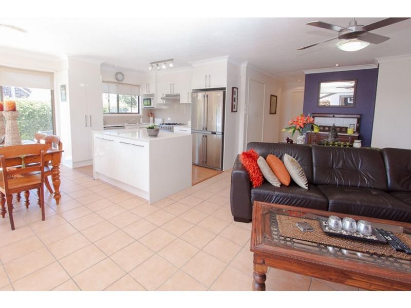 1/26 Wagtail Court, Burleigh Waters QLD 4220