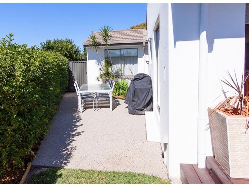 1/26 Wagtail Court, Burleigh Waters QLD 4220