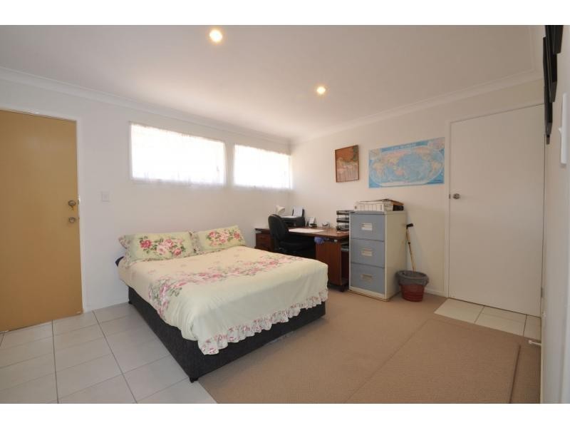 3 Le Mans Drive, Mermaid Waters QLD 4218