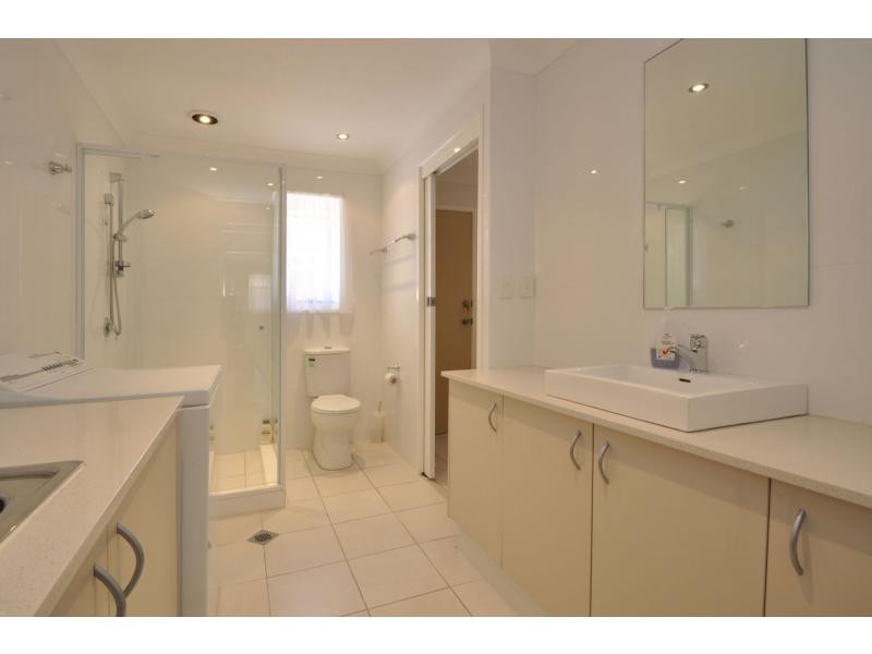 3 Le Mans Drive, Mermaid Waters QLD 4218