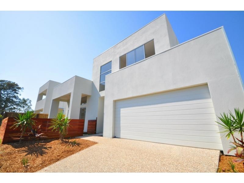 2/11 Grasslands Crescent, Reedy Creek QLD 4227