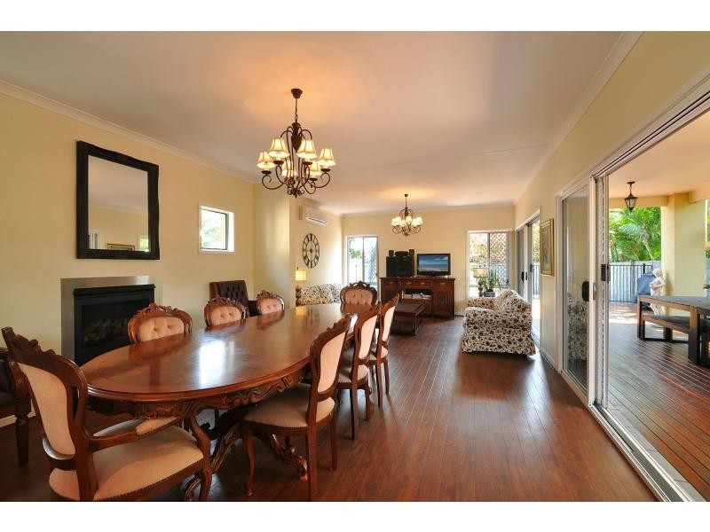 132 Nobby Parade, Miami QLD 4220