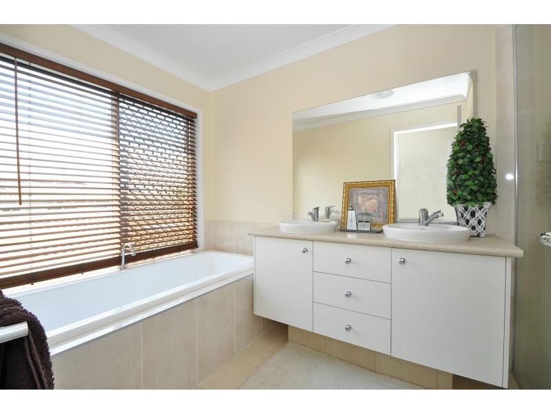 132 Nobby Parade, Miami QLD 4220