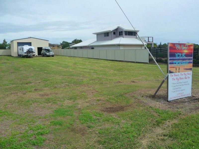 1 Sea Esplanade, Burnett Heads QLD 4670