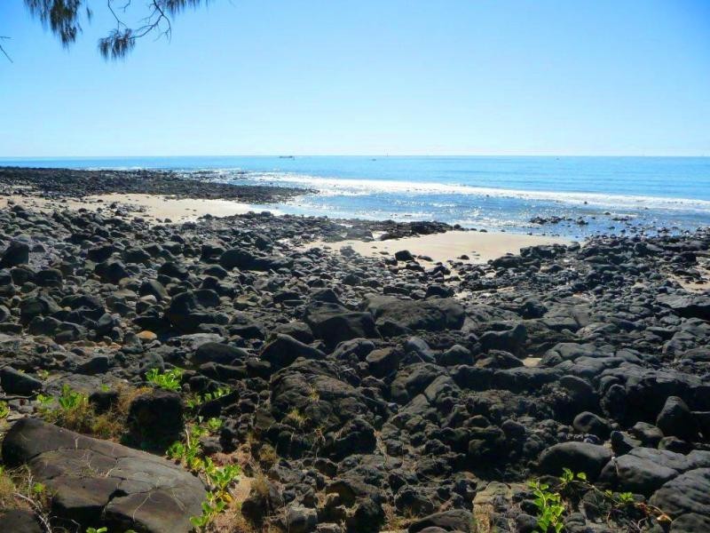 1 Sea Esplanade, Burnett Heads QLD 4670