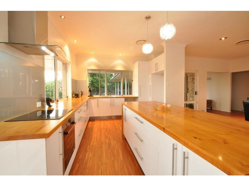 9 Monday Drive, Tallebudgera Valley QLD 4228