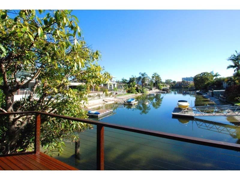 3 Merrimac Boulevard, Broadbeach Waters QLD 4218