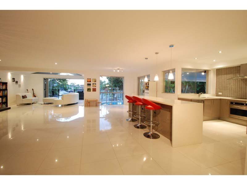 3 Merrimac Boulevard, Broadbeach Waters QLD 4218