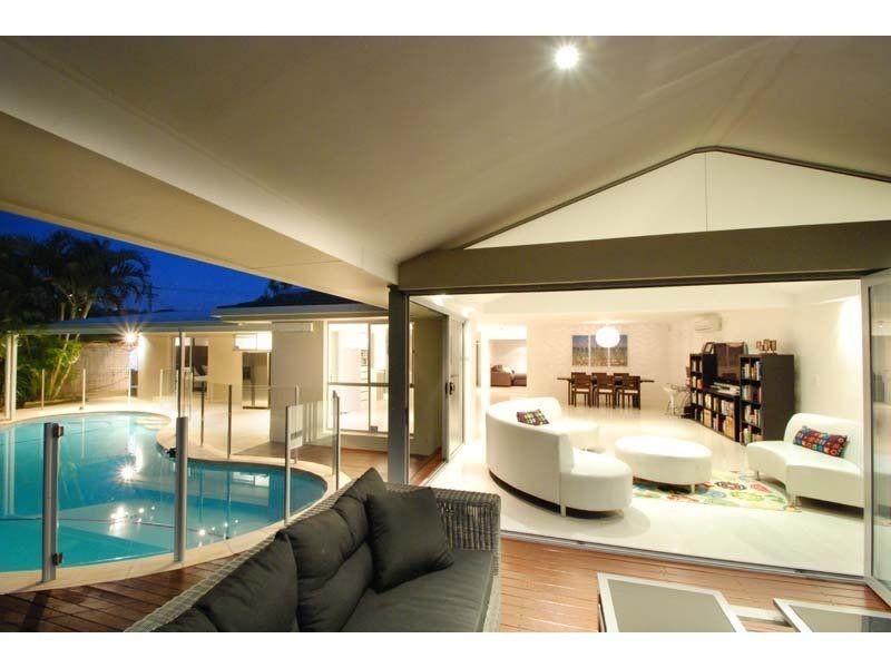 3 Merrimac Boulevard, Broadbeach Waters QLD 4218