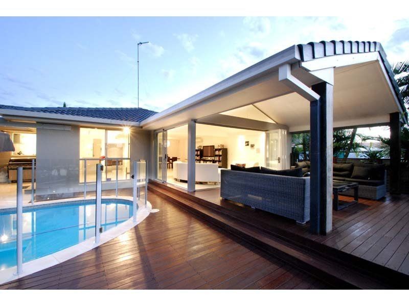 3 Merrimac Boulevard, Broadbeach Waters QLD 4218