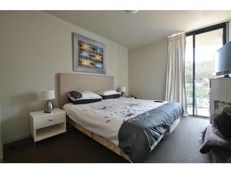 2020/1 Ocean Street, Burleigh Heads QLD 4220