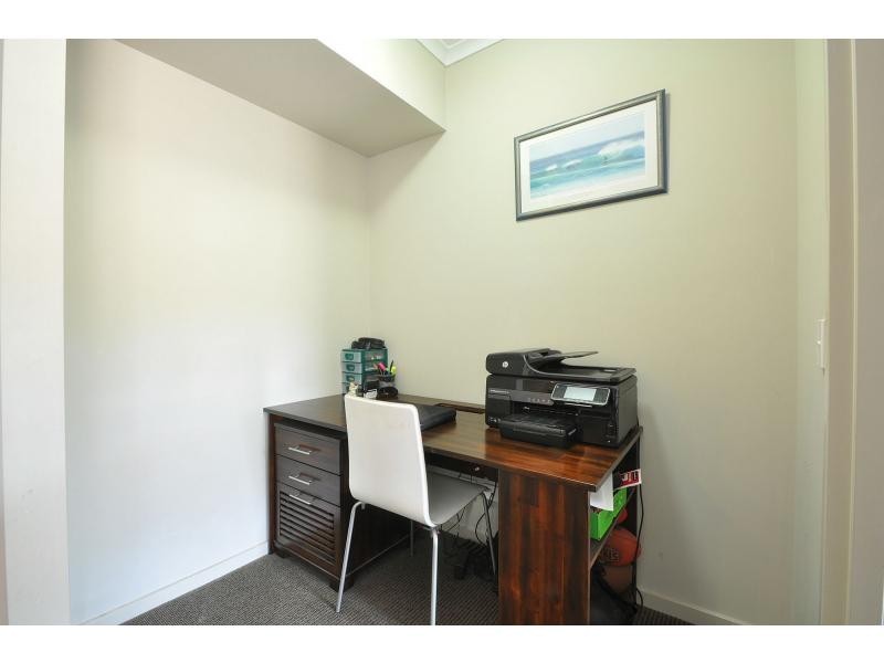 2020/1 Ocean Street, Burleigh Heads QLD 4220