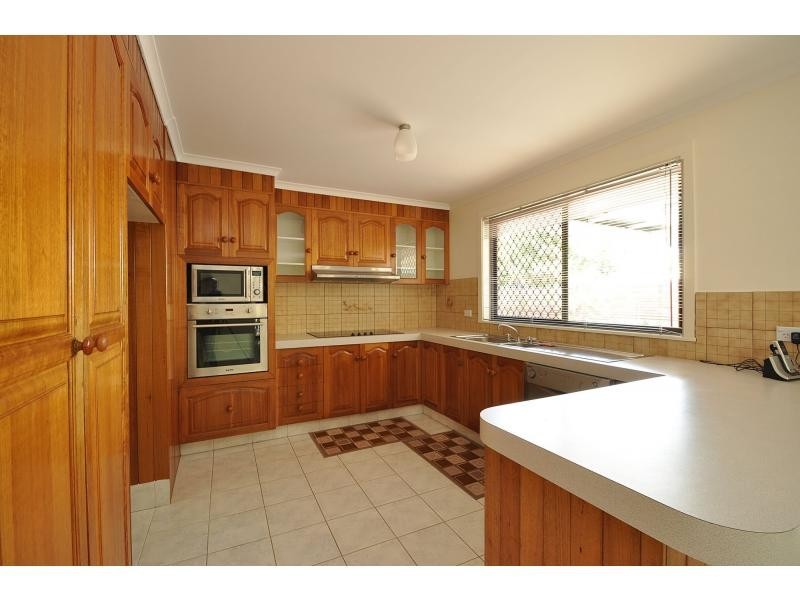 138 Markeri Street, Mermaid Waters QLD 4218