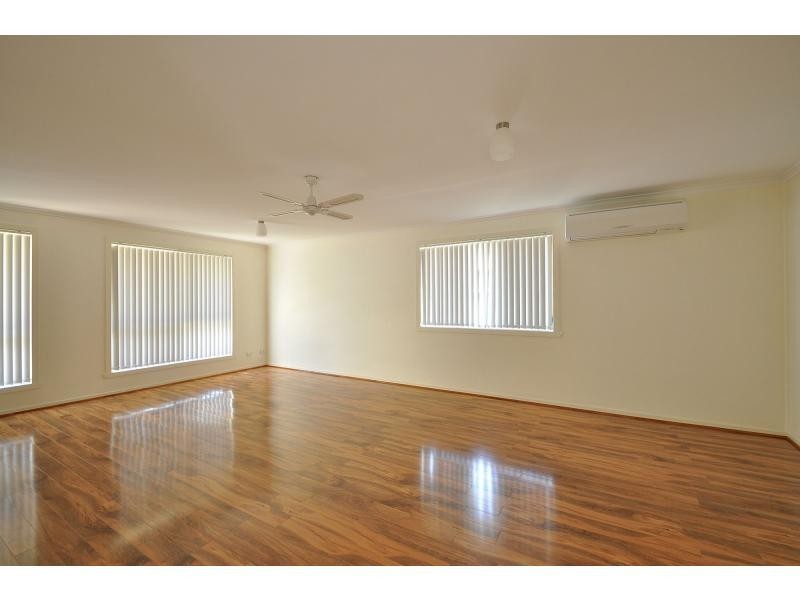 138 Markeri Street, Mermaid Waters QLD 4218