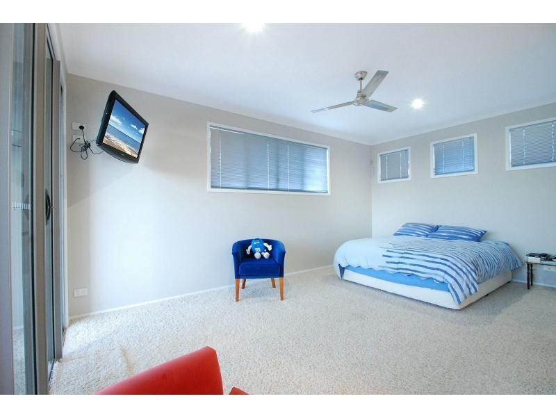 9 Barton Street, Reedy Creek QLD 4227