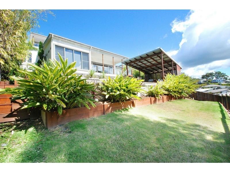 9 Barton Street, Reedy Creek QLD 4227